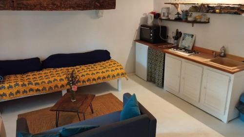Limogne-en-Quercy House | Studio en duplex et jardin au coeur du village