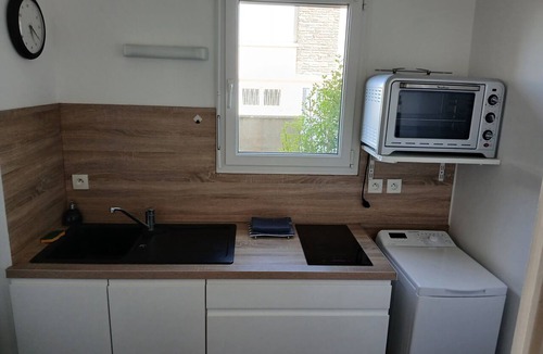 Ouistreham Apartment | Studio en Front de mer Avec Jardin et Parking. Animal de Compagnie Accepté