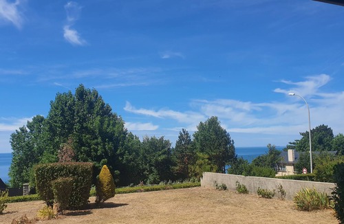 Benerville-sur-Mer Apartment | Studio en rez de Jardin, à 5mn de la Plage et des Commerces