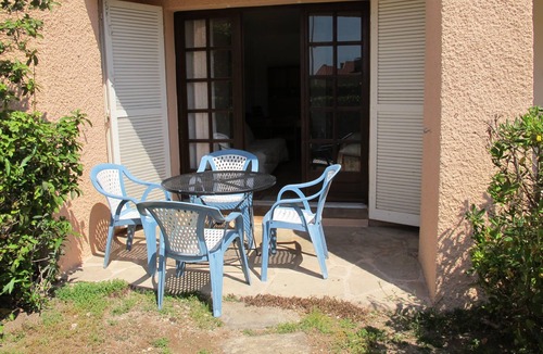 Agay Apartment | Studio en rez de jardin a 2 pas de la mer