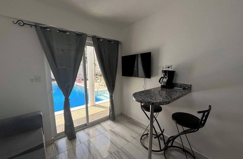 El Batey Apartment | Studio facing the pool in the heart of Sosua