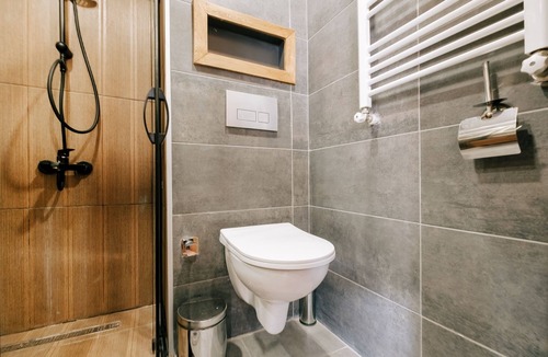 Yakuplu Apartment | Studio Flat 2 min to Metro, Near Marmara Park