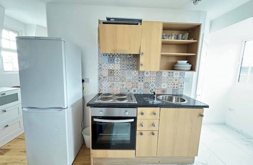 Camden Town with Primrose Hill Apartment | Studio Flat 8 – Peaceful Oasis in Camden Parkway