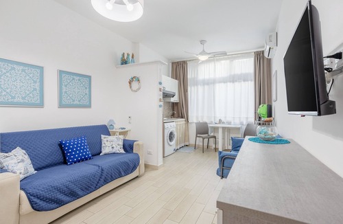 Mondello Apartment | Studio 'Flat Blu Palermo Mondello' with Shared Pool, Shared Terrace, and Air Conditioning