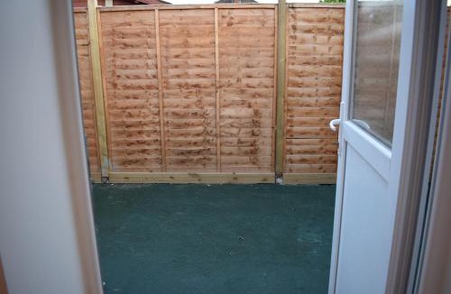 Northolt Mandeville Apartment | Studio flat close to Heathrew Airport