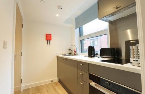 Bristol Floating Harbour Apartment | Studio Flat Close to Queen Square - Flat 5A