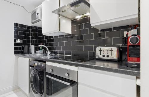 St. Dunstan's Apartment | Studio Flat in Stepney-Limehouse - Central London