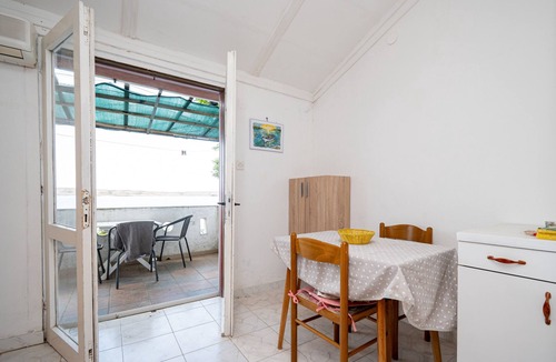 Vidalici Apartment | Studio flat near beach Vidalići, Pag (AS-6519-b)