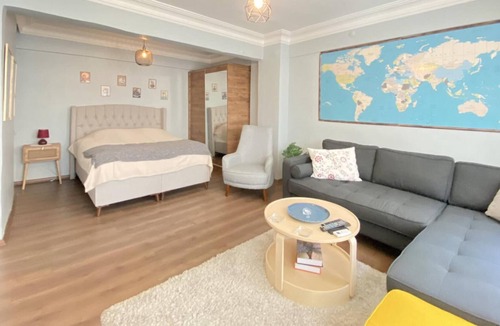 Gumussuyu Mahallesi Apartment | Studio Flat near Taksim Square in Beyoglu