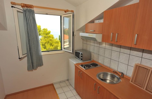 Sutivan Apartment | Studio flat with a swimming pool Sutivan, Brač (AS-16846-a)