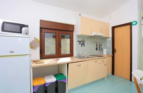 Slatine Apartment | Studio flat with balcony and sea view Slatine, Čiovo (AS-9453-b)