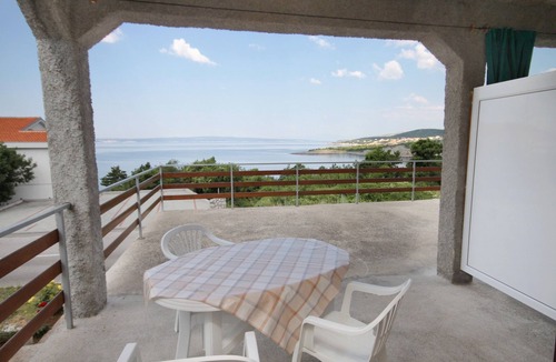 Klenovica Apartment | Studio flat with terrace and sea view Klenovica, Novi Vinodolski (AS-5581-a)