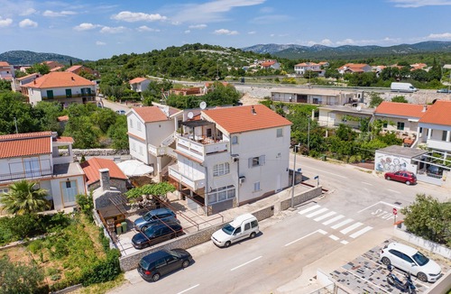 Pirovac Apartment | Studio flat with terrace Pirovac, Šibenik (AS-21008-b)