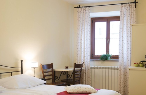 Lokev Apartment | Studio for 2 in Guesthouse Muha