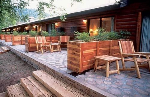 Kohls Ranch Apartment | STUDIO FOR 2 KOHL'S RANCH- HEATED POOL, HOT TUB, ARCADE, MINI GOLF, DINING, BAR