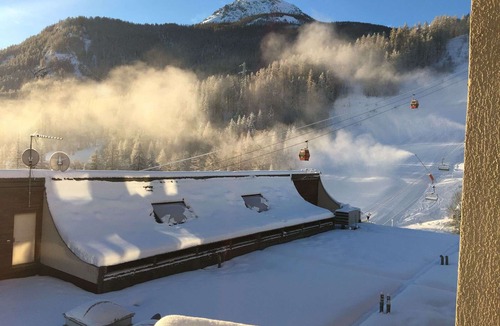 Saint-Chaffrey Apartment | Studio for 4 in Serre-Chevalier, Southeast Balcony