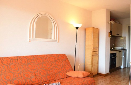 Le Lavandou Apartment | Studio for 4, parking, pets allowed, near beach - Le Lavandou