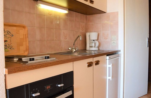 Le Lavandou Apartment | Studio for 4, parking, pets allowed, near beach - Le Lavandou
