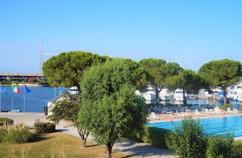 Aprilia Marittima Apartment | Studio for 4 people with beautiful terrace facing the sea by Beahost Rentals