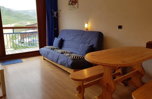 Arc-2000 Apartment | Studio for 5 in Arc 2000, slopes view, balcony