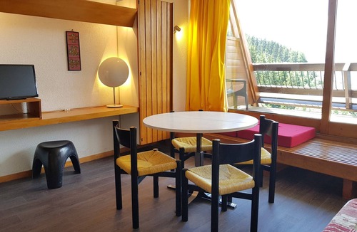 Arc-1600 Apartment | Studio for 4 at Arc 1600, south balcony, Wi-Fi included