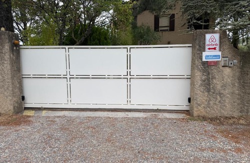 Chateau-Arnoux-Saint-Auban House | Studio cosy tout confort proche ARKEMA