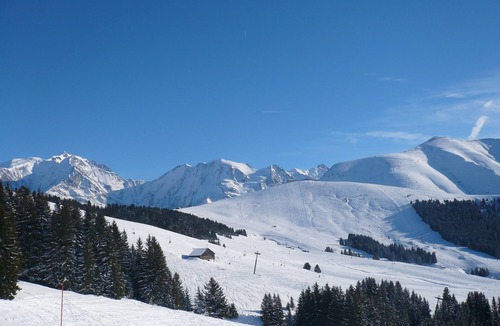 Saint-Gervais-les-Bains Apartment | Studio cabin facing Mont Blanc