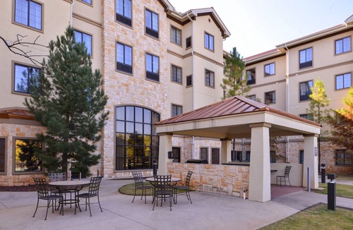Central Oklahoma City Apartment | Studio | Free Breakfast + Pool