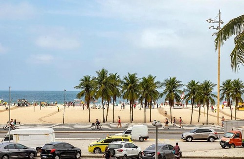 Leme Apartment | Studio front ocean view in Leme for 2 people