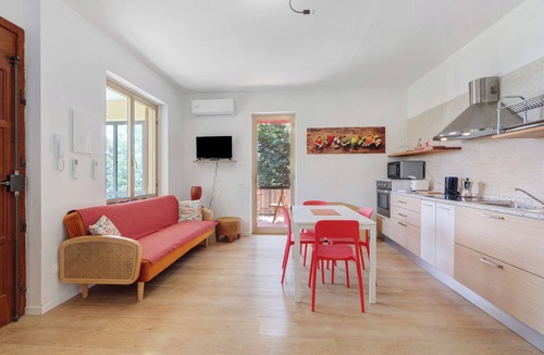 Canova Apartment | Studio 'Fuoco' with Sea View, Wi-Fi and Air Conditioning