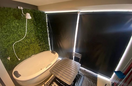 Vila Mariana Apartment | Studio Garden com Spa e Ducha na Área Privativa Externa. Metrô Vila Mariana