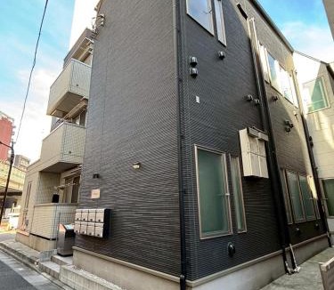 Higashiikebukuro Apartment | Studio G2 by Tranova