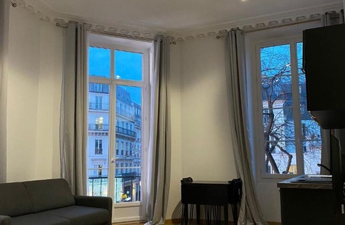 Bonne-Nouvelle Apartment | Studio Grand Rex