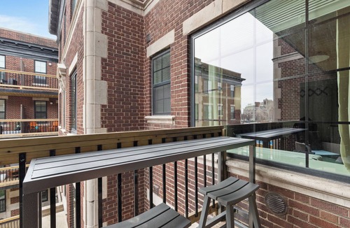 New Center Detroit Apartment | Studio/half bedroom with balcony in Midtown, Detroit