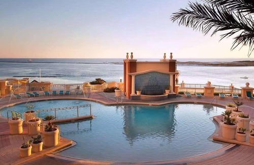 Destin Condo | Studio Harbor Walk Village | Stunning Beach!