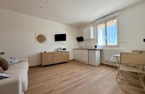 Breuillet Apartment | Studio HAVANE, neuf, proche Royan&Plages-calme&tt équipé