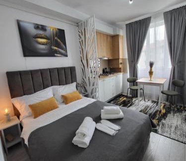 Onesti Apartment | Studio Helen