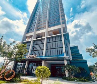 Ha Long Apartment | Studio ICON40