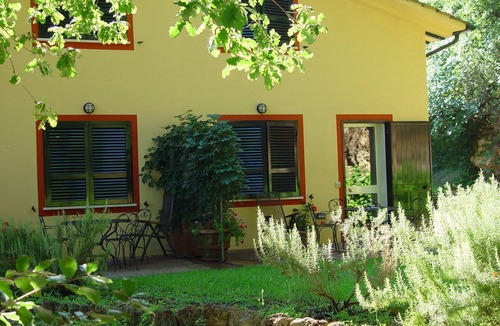 Po' Bandino Apartment | Studio in a old barn for 2 in double bedroom + 1 sofa bed