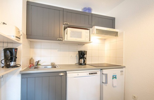 Saint-Sorlin-d'Arves Apartment | Studio in Saint-Sorlin near Ski Resort & Pool