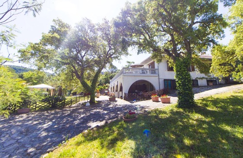 Campiglia Marittima Apartment | Studio in Residence near the sea in a beautiful park