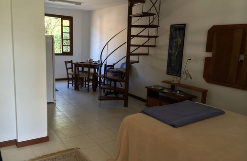 Porto da Lagoa Apartment | Studio in Lagoa overlooking the forest