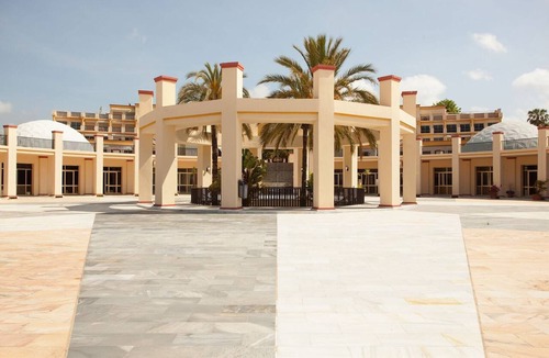 Nikki Beach Apartment | Studio in Marbella beachfront with pool