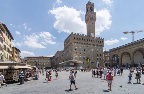 San Frediano Apartment | Studio in Oltrarno perfect for those traveling alone or in a couple.