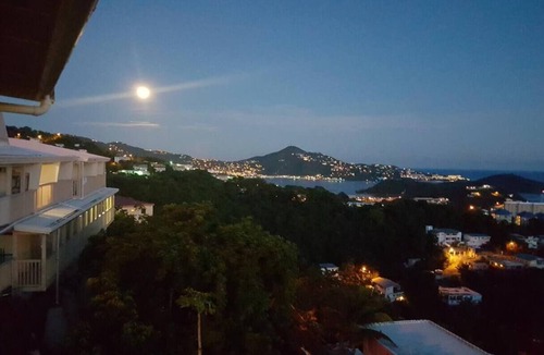 Estate Contant House | Studio in St. Thomas Sunset Gardens Guesthouse