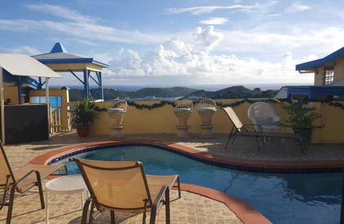 Estate Contant House | Studio in St. Thomas Sunset Gardens Guesthouse
