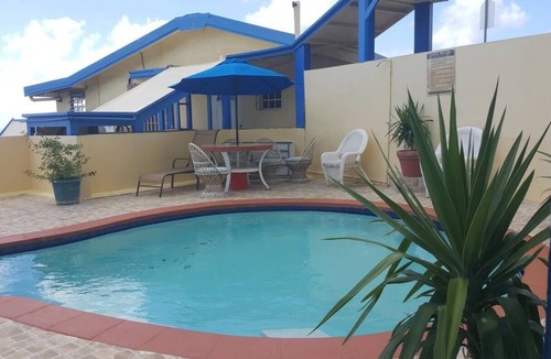 Estate Contant House | Studio in St. Thomas Sunset Gardens Guesthouse