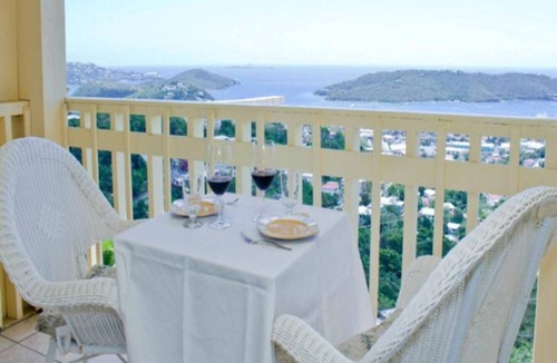 Estate Contant House | Studio in St. Thomas Sunset Gardens Guesthouse