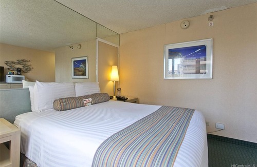 Waikiki Hotel | Studio in the Middle of Waikiki, Short walk to beach