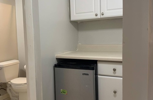 Waikiki Condo | Studio in the middle of Waikiki- 2 minutes to Waikiki Beach